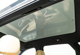 Подержанный автомобиль Voyah Free 2023 года (15 фото)