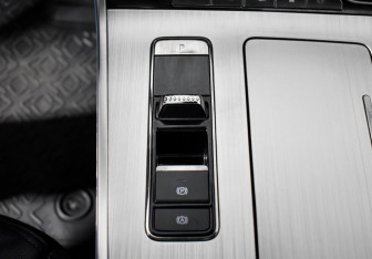 Подержанный автомобиль Exeed TXL 2023 года (13 фото)