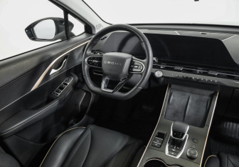 Подержанный автомобиль Omoda C5 2023 года (9 фото)
