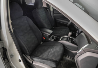 Подержанный автомобиль Nissan X-Trail 2016 года (21 фото)