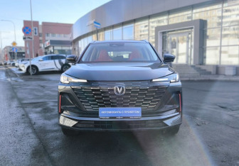 Подержанный автомобиль Changan UNI-S 2024 года (2 фото)