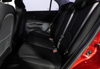 Подержанный автомобиль Kia Rio Sedan 2010 года (10 фото)