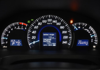 Подержанный автомобиль Toyota Camry Sedan 2014 года (22 фото)