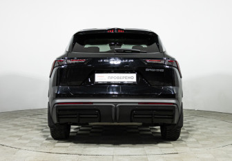 Подержанный автомобиль Jetour Dashing 2023 года (6 фото)