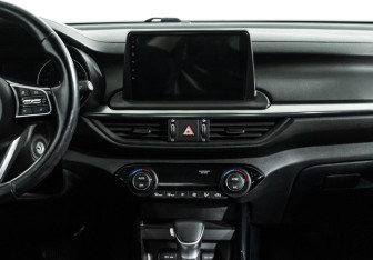 Подержанный автомобиль Kia Cerato Sedan 2020 года (14 фото)