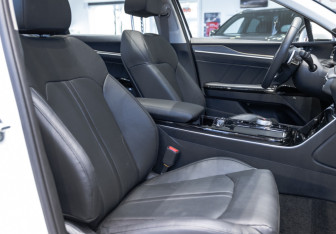 Новый Kia K5 2024 (13 фото)