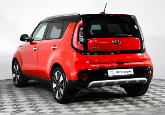 Подержанный автомобиль Kia Soul 2017 года (8 фото)