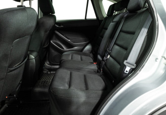 Подержанный автомобиль Mazda CX-5 2012 года (10 фото)