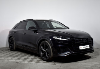 Подержанный автомобиль Audi Q8 2019 года (3 фото)