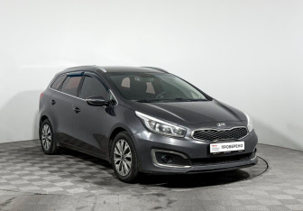 Подержанный автомобиль Kia Ceed Wagon 2018 года (3 фото)