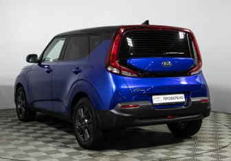 Подержанный автомобиль Kia Soul 2021 года (7 фото)