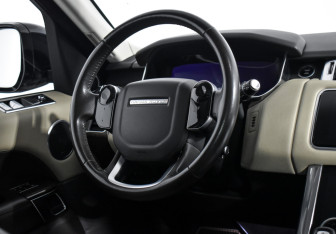 Подержанный автомобиль Land Rover Range Rover Sport 2018 года (15 фото)