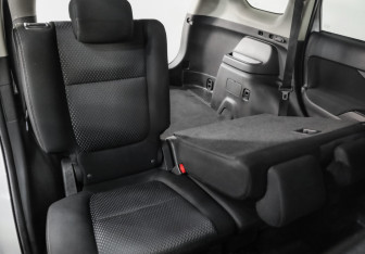 Подержанный автомобиль Mitsubishi Outlander 2017 года (23 фото)