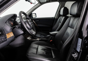 Подержанный автомобиль BMW X3 2008 года (17 фото)