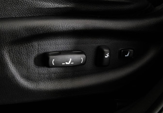 Подержанный автомобиль Kia Sorento 2014 года (20 фото)