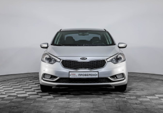 Подержанный автомобиль Kia Cerato Sedan 2014 года (2 фото)