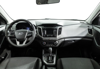 Подержанный автомобиль Hyundai Creta 2018 года (13 фото)