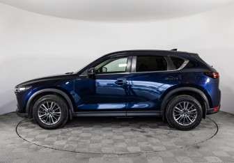 Подержанный автомобиль Mazda CX-5 2018 года (8 фото)