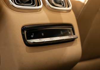 Подержанный автомобиль Jaecoo J8 2024 года (28 фото)