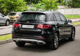 Подержанный автомобиль Mercedes-Benz GLC Coupe 2020 года (6 фото)