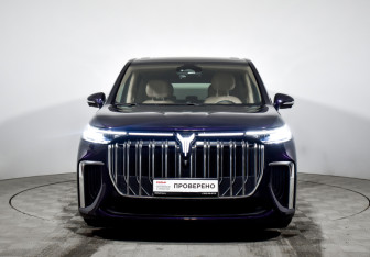 Подержанный автомобиль Voyah Dream 2023 года (2 фото)