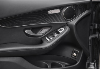 Подержанный автомобиль Mercedes-Benz GLC Coupe 2019 года (28 фото)