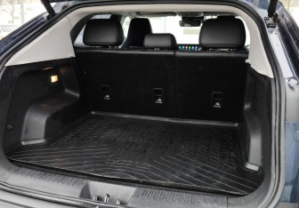 Подержанный автомобиль Omoda C5 2023 года (18 фото)