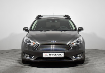 Подержанный автомобиль Ford Focus Hatchback 2018 года (2 фото)