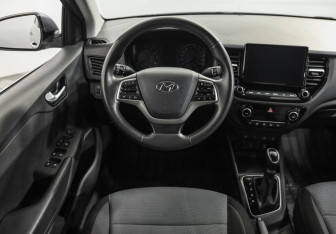 Подержанный автомобиль Hyundai Solaris Sedan 2020 года (11 фото)