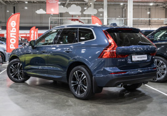 Подержанный автомобиль Volvo XC60 2018 года (9 фото)