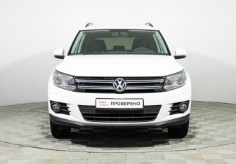 Подержанный автомобиль Volkswagen Tiguan 2015 года (2 фото)