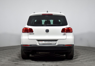 Подержанный автомобиль Volkswagen Tiguan 2016 года (6 фото)