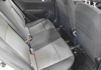 Подержанный автомобиль Kia Rio Hatchback 2020 года (13 фото)