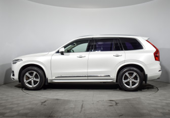 Подержанный автомобиль Volvo XC90 2015 года (8 фото)