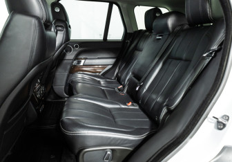 Подержанный автомобиль Land Rover Range Rover 2015 года (10 фото)