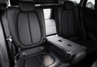 Подержанный автомобиль BMW X1 2019 года (27 фото)