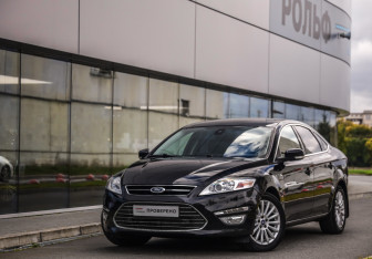 Подержанный автомобиль Ford Mondeo Sedan 2014 года (1 фото)