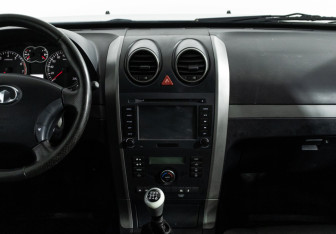 Подержанный автомобиль Great Wall Hover H5 2011 года (14 фото)