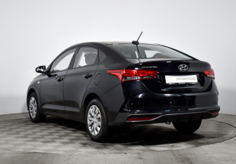 Подержанный автомобиль Hyundai Solaris Sedan 2020 года (7 фото)
