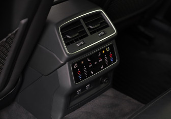 Подержанный автомобиль Audi A7 2018 года (20 фото)