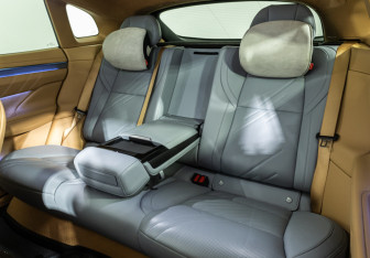 Подержанный автомобиль Zeekr 001 2024 года (28 фото)