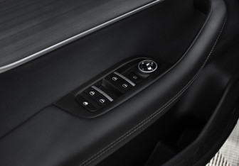 Подержанный автомобиль Chery Tiggo 7 Pro Max 2023 года (10 фото)