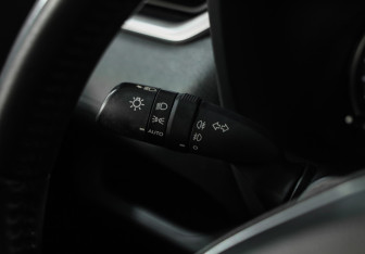 Подержанный автомобиль Toyota RAV4 2020 года (20 фото)