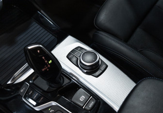 Подержанный автомобиль BMW X3 2018 года (20 фото)