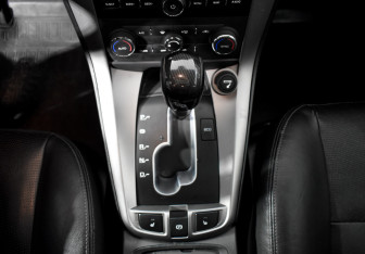 Подержанный автомобиль Chevrolet Captiva 2013 года (11 фото)