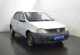 Подержанный автомобиль Renault Logan Sedan 2009 года (3 фото)