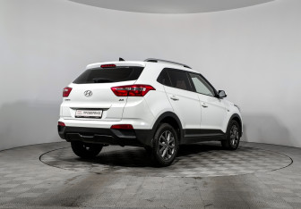Подержанный автомобиль Hyundai Creta 2020 года (5 фото)