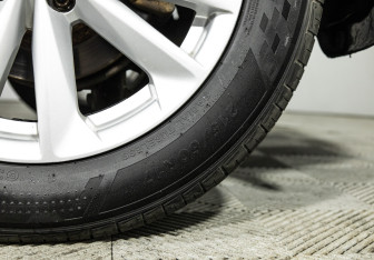 Подержанный автомобиль Nissan Qashqai 2014 года (17 фото)