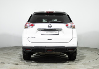 Подержанный автомобиль Nissan X-Trail 2018 года (6 фото)
