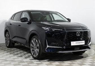 Подержанный автомобиль Changan UNI-K 2023 года (3 фото)